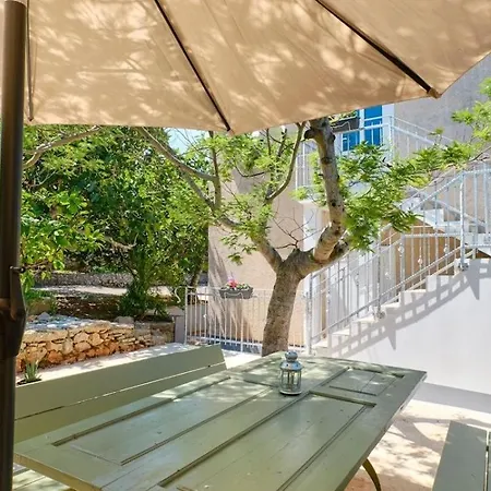 Pino 1 Apartament Veli Lošinj