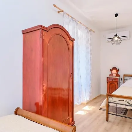 Apartament Pino 1