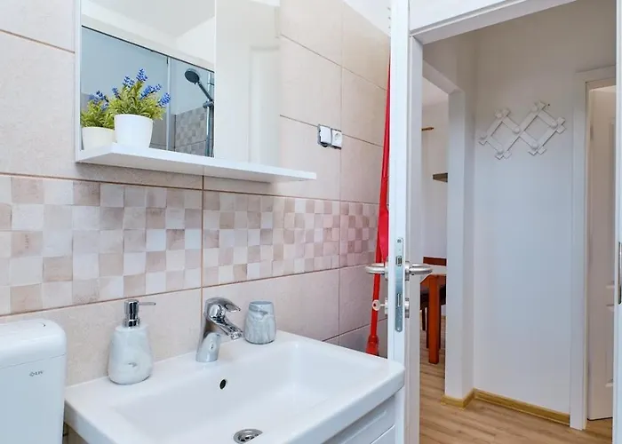 Pino 1 * Veli Lošinj